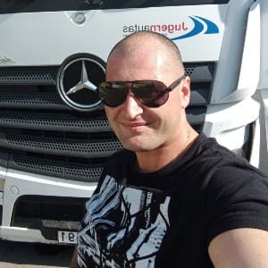 Антон Валерьевич